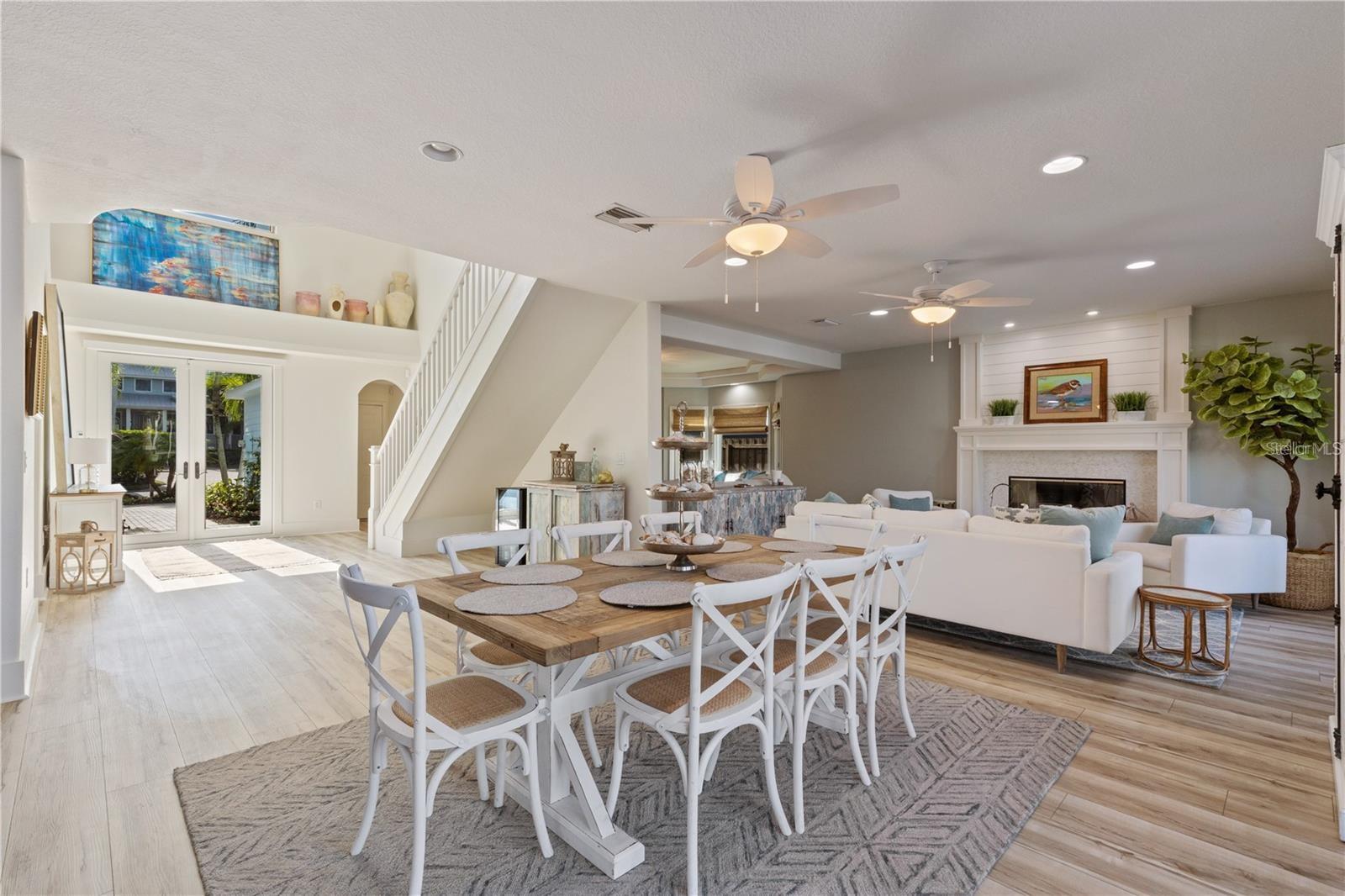 BAY ISLAND - Residential