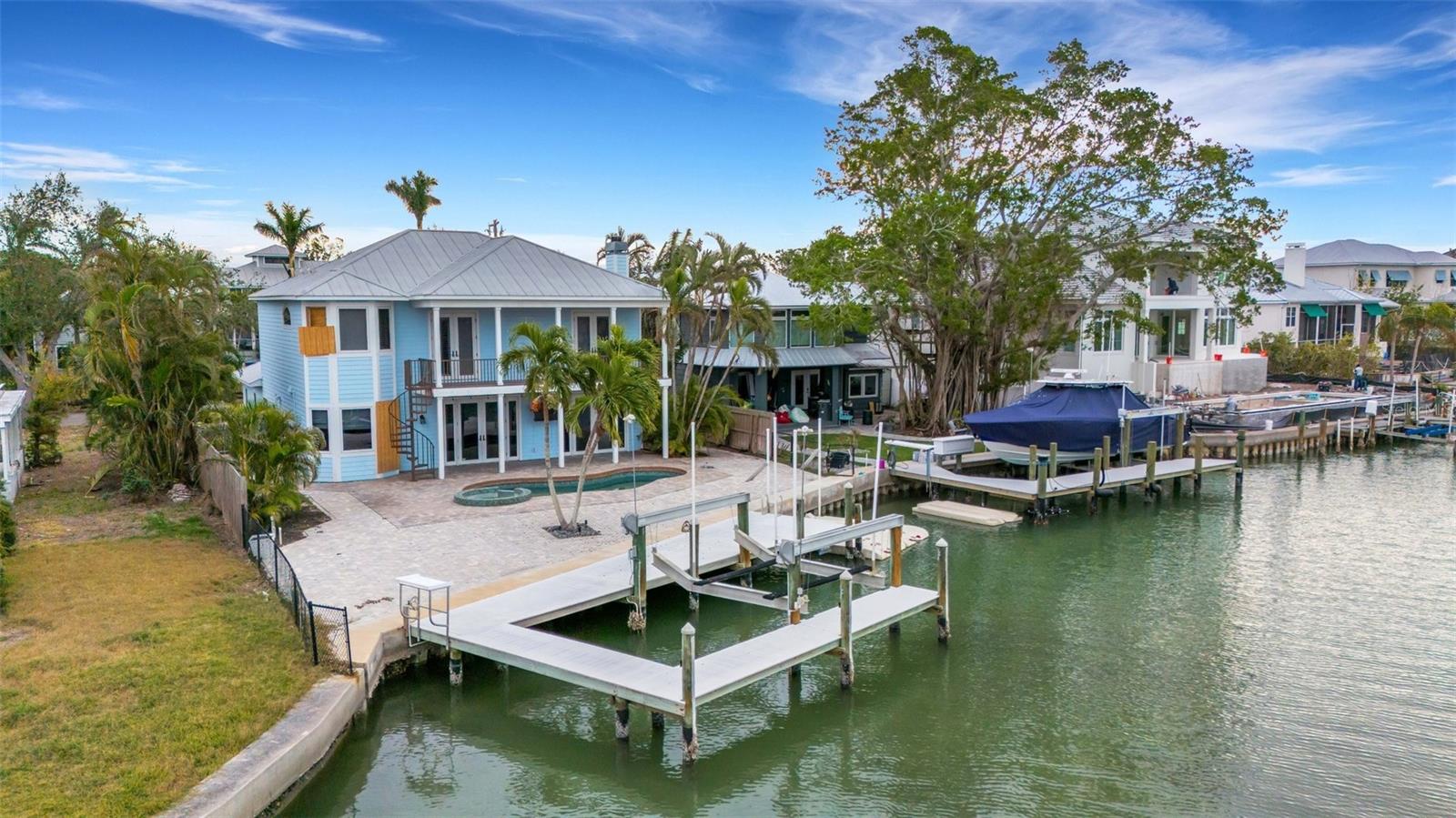 BAY ISLAND - Residential