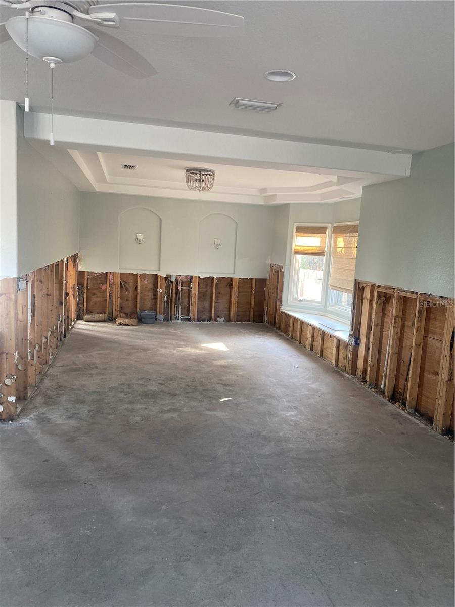 BAY ISLAND - Residential