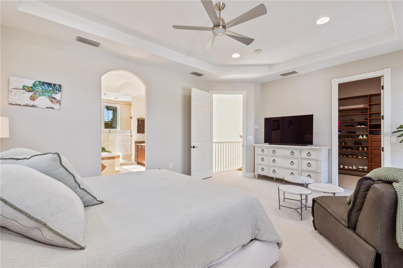 BAY ISLAND - Residential