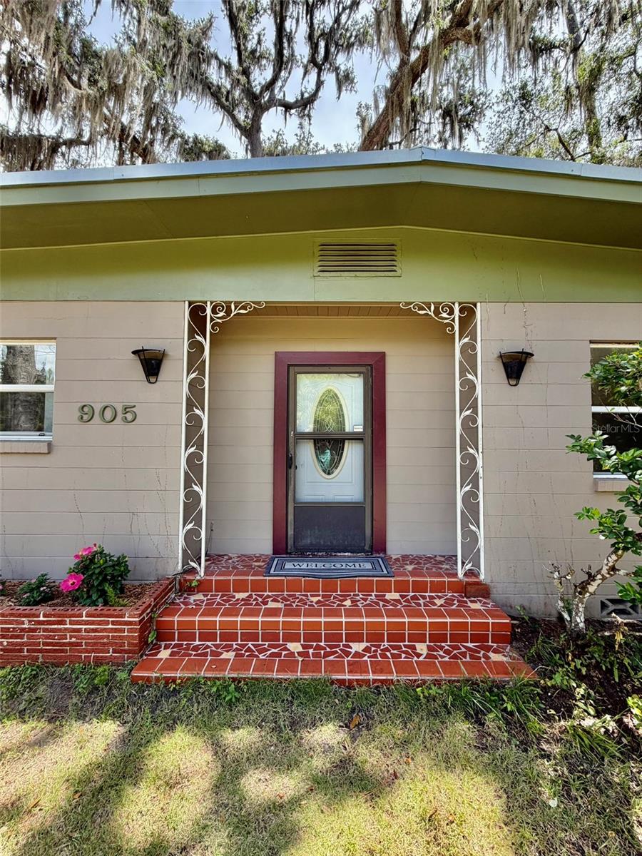 905 NW 36TH AVENUE