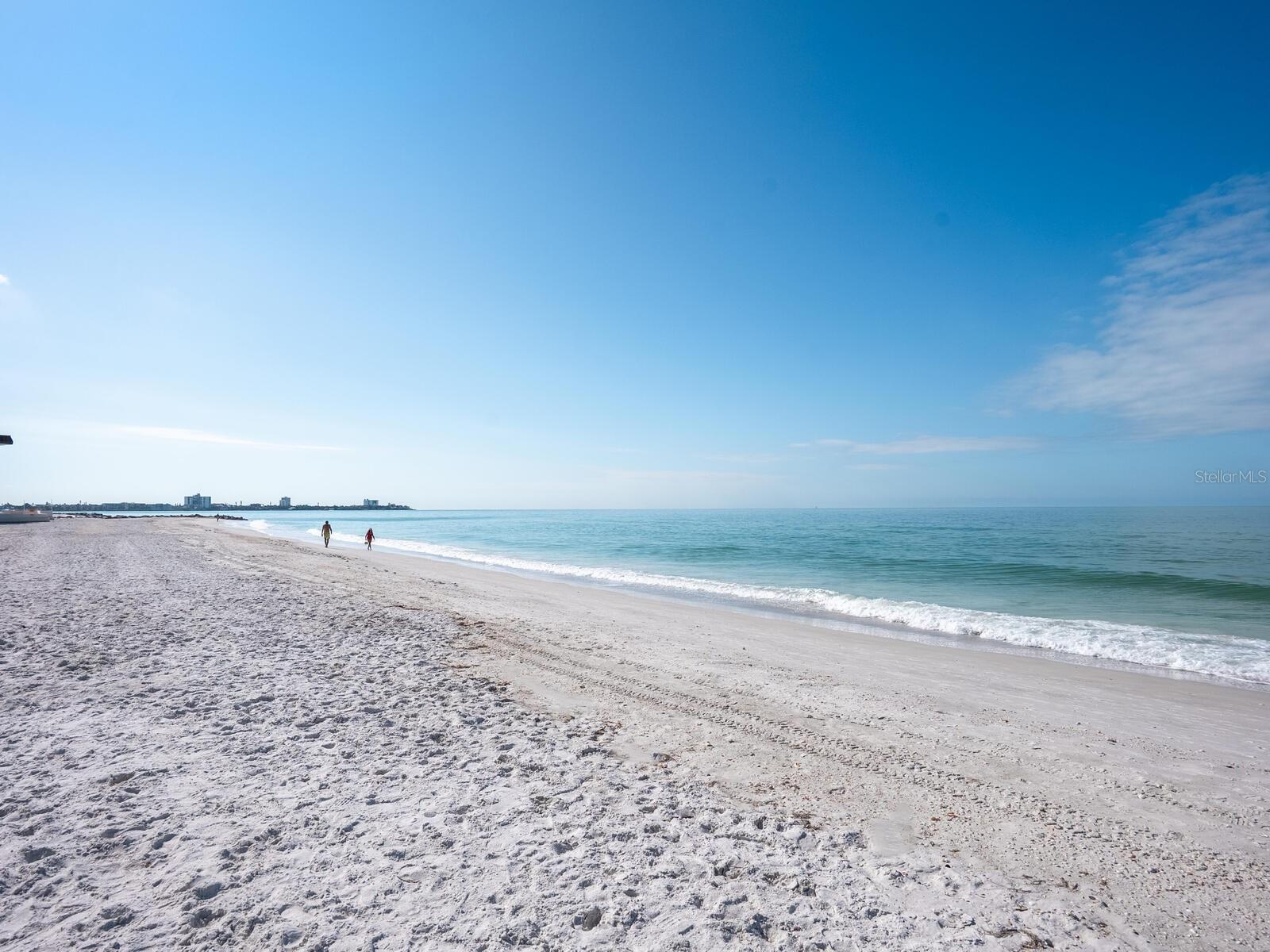 LIDO HARBOUR TOWERS - Residential