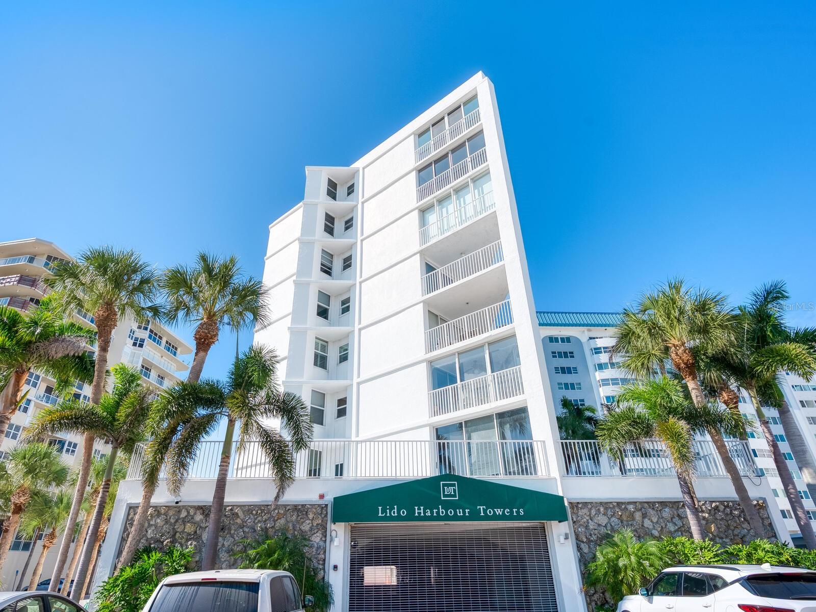 LIDO HARBOUR TOWERS - Residential