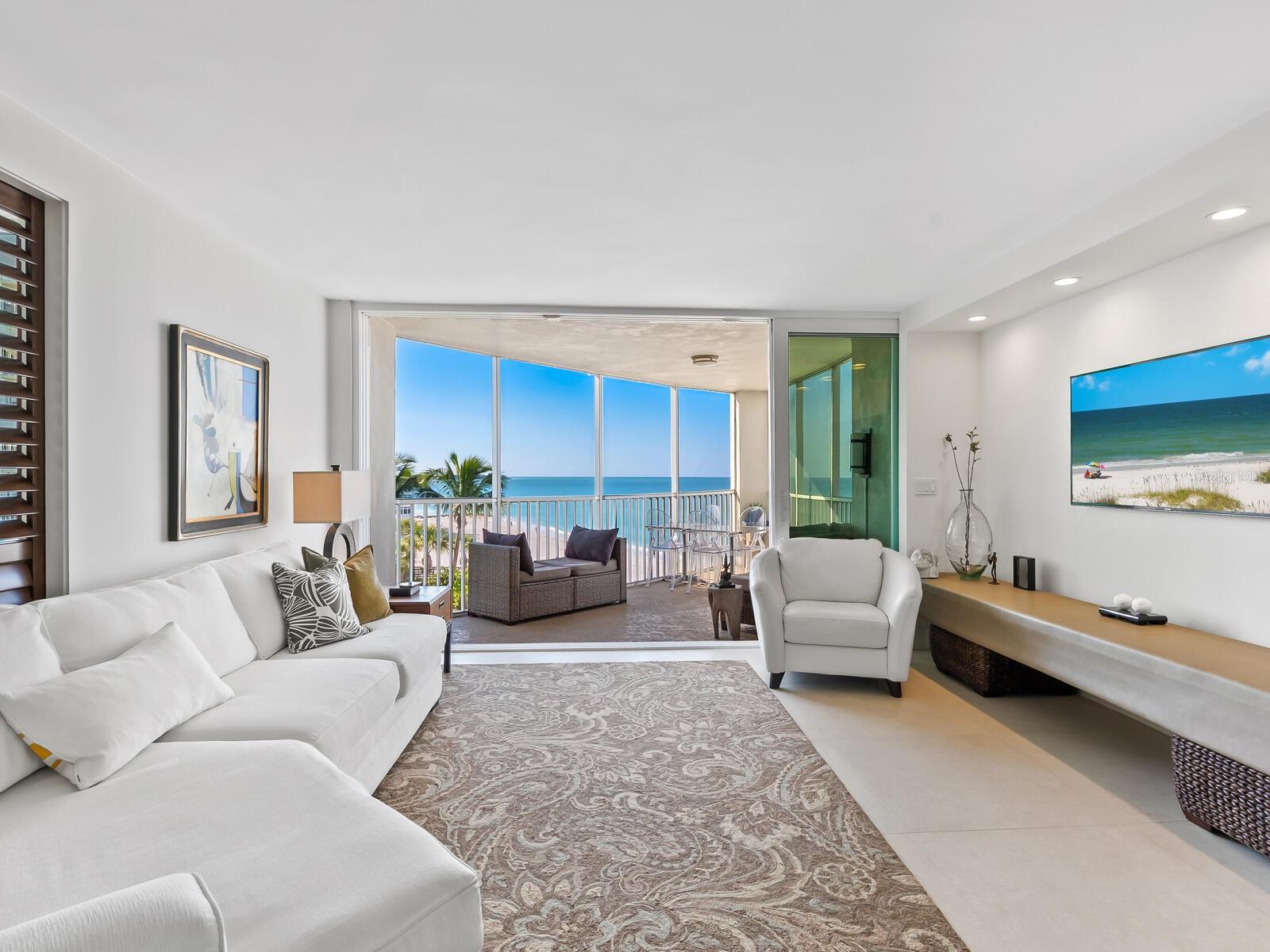 LIDO HARBOUR TOWERS - Residential