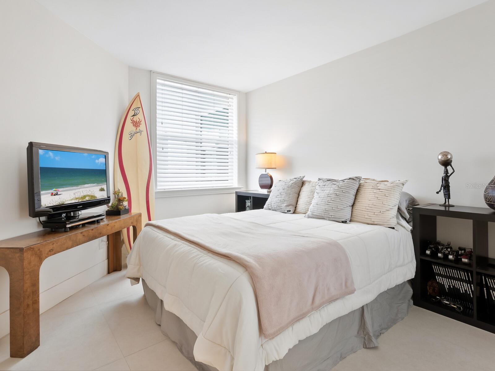 LIDO HARBOUR TOWERS - Residential