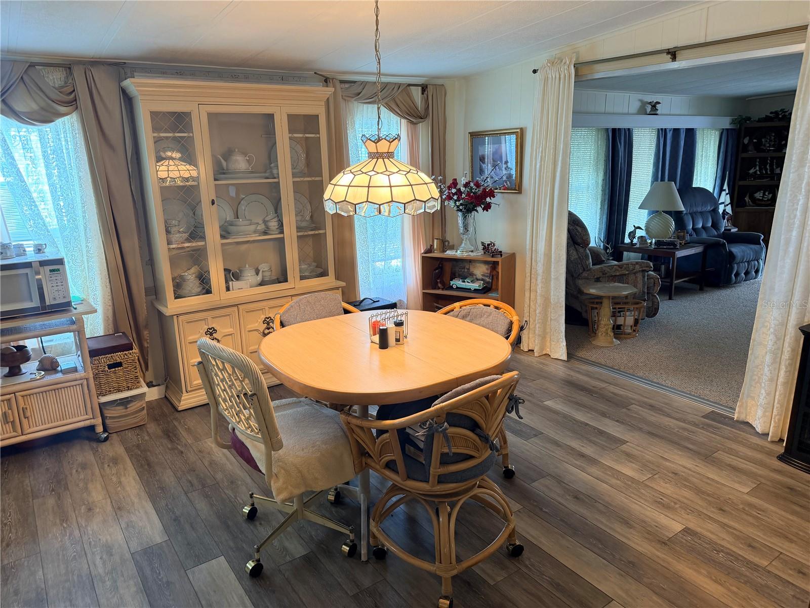 VILLAGE PARK - Residential