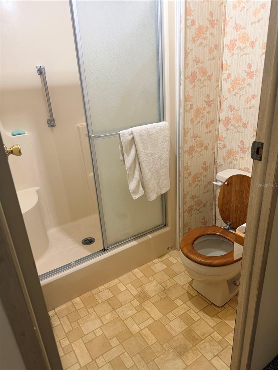 VILLAGE PARK - Residential