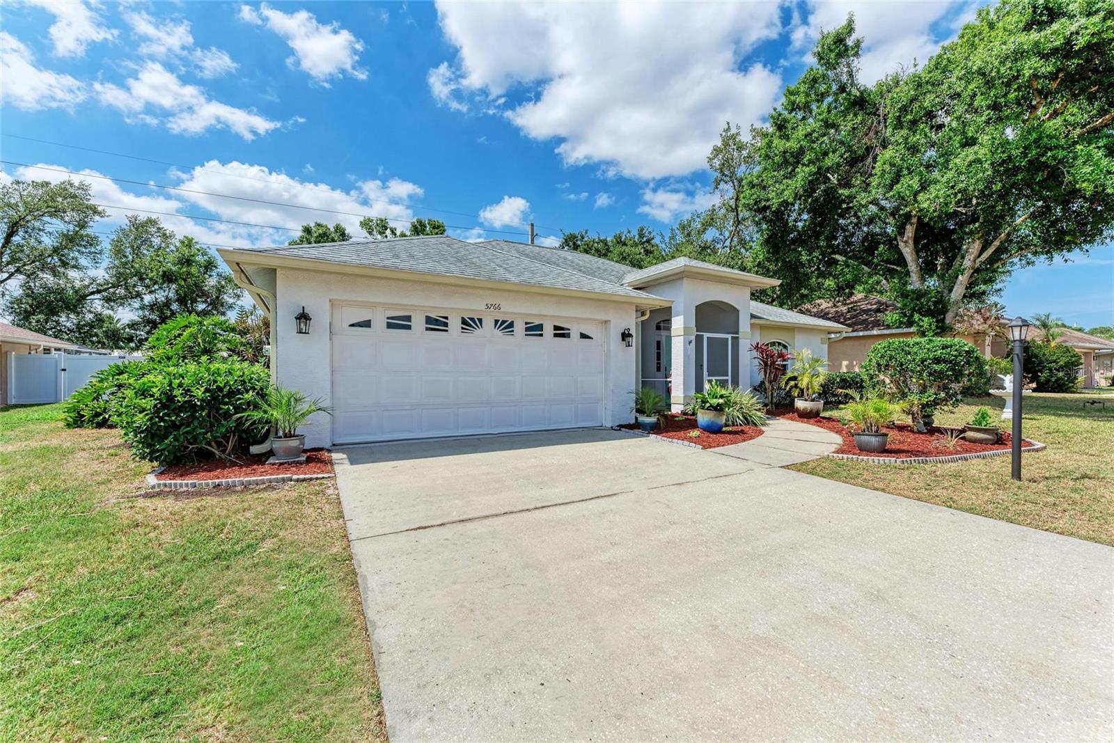5766 STONE POINTE DRIVE