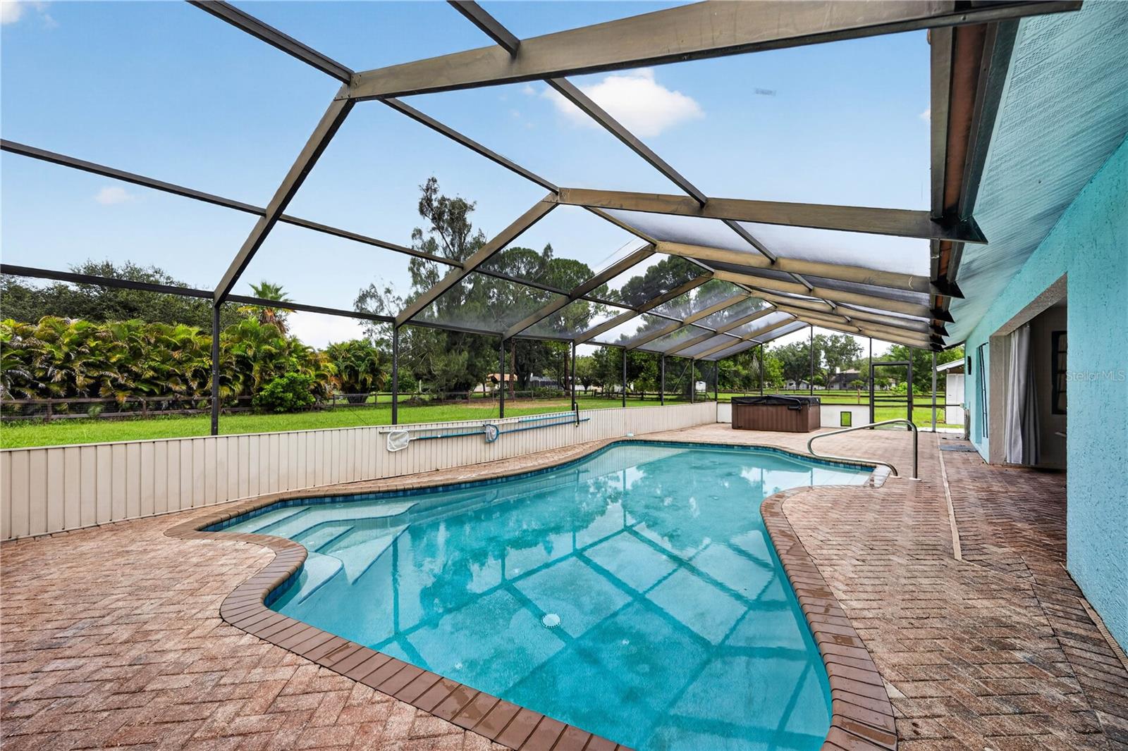 Search Properties for Sale 3 1305 GREENFIELD CIRCLE