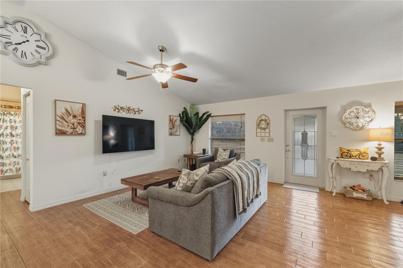 SUBURBAN ACRES UNIT 02 UNREC - Residential