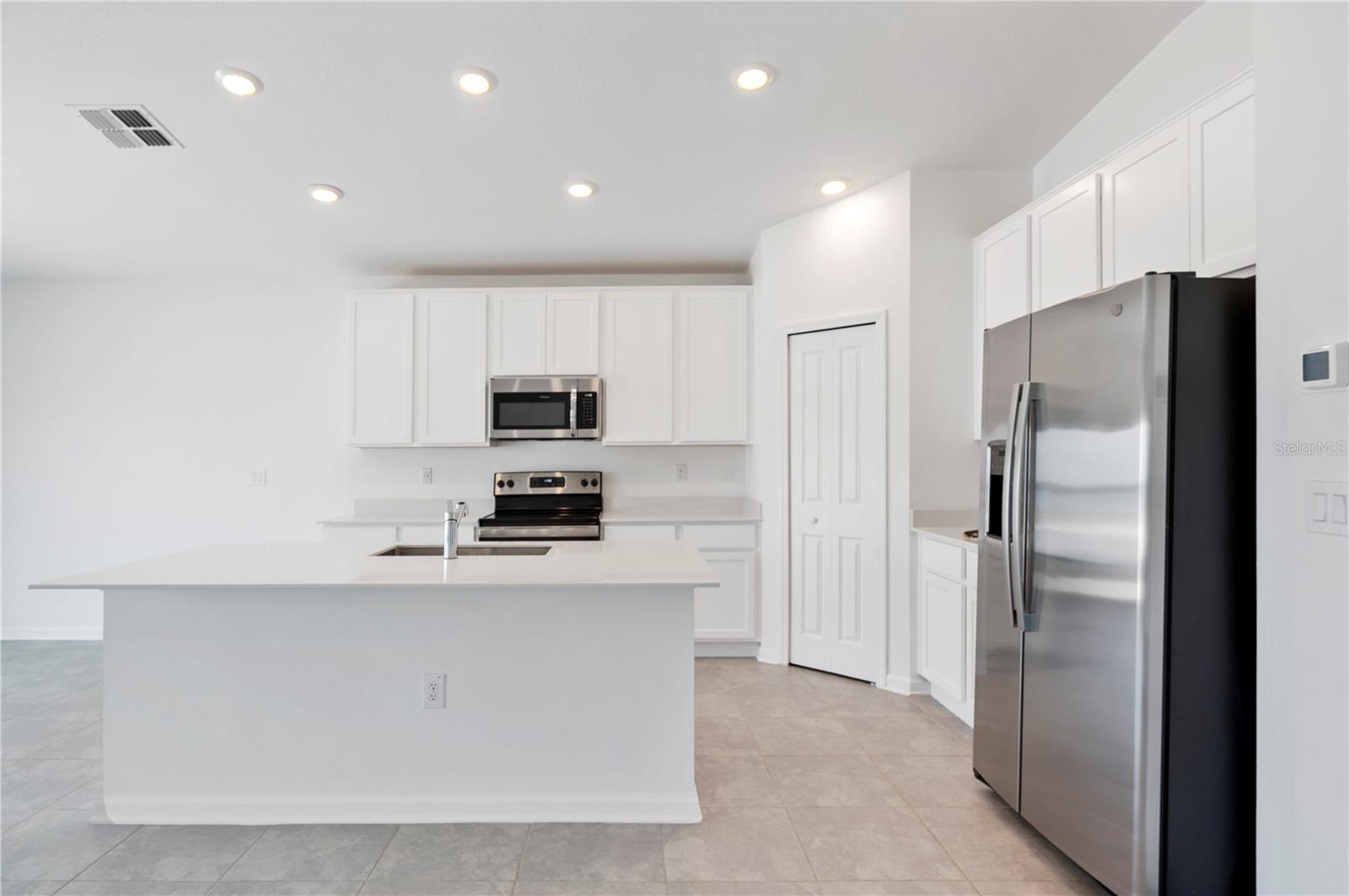 RANCHES/LK MCLEOD I - Residential