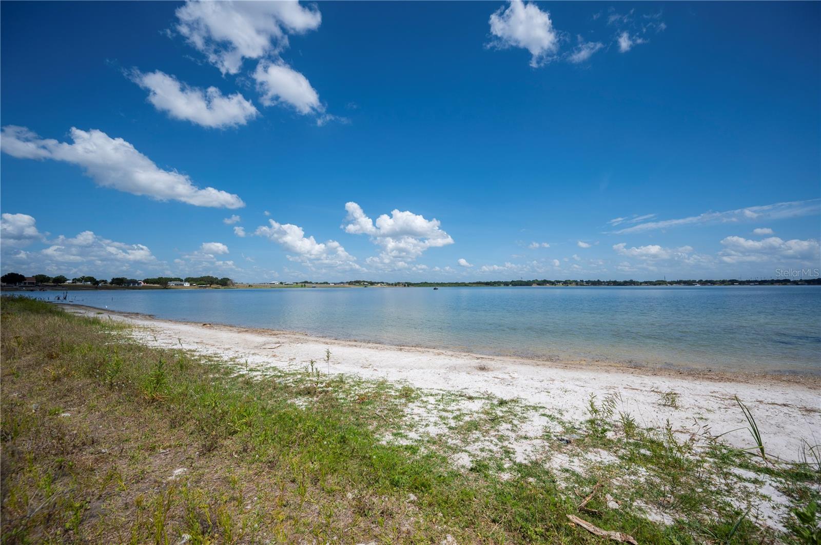 RANCHES/LK MCLEOD I - Residential