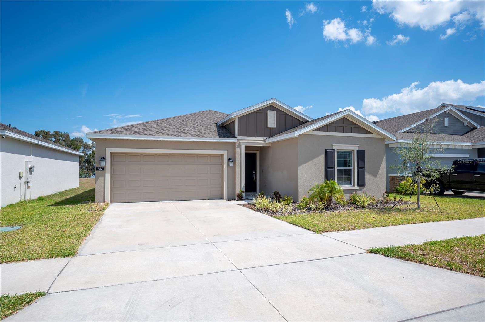 752 TROTTERS DRIVE