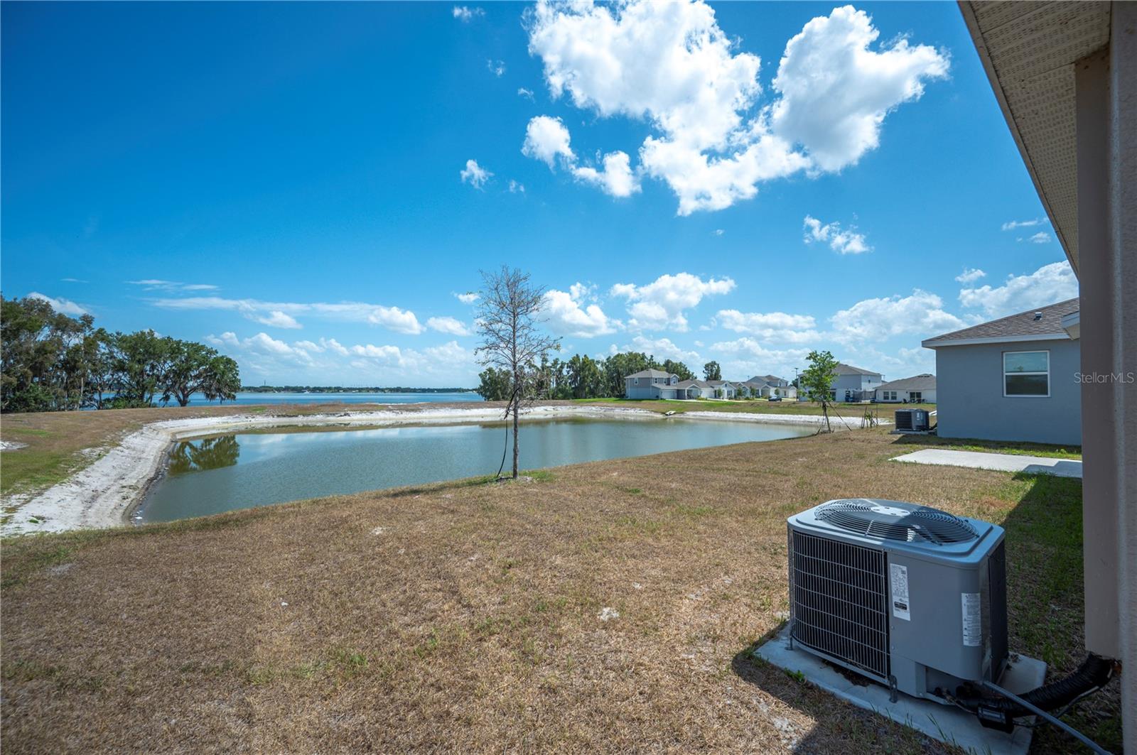 RANCHES/LK MCLEOD I - Residential