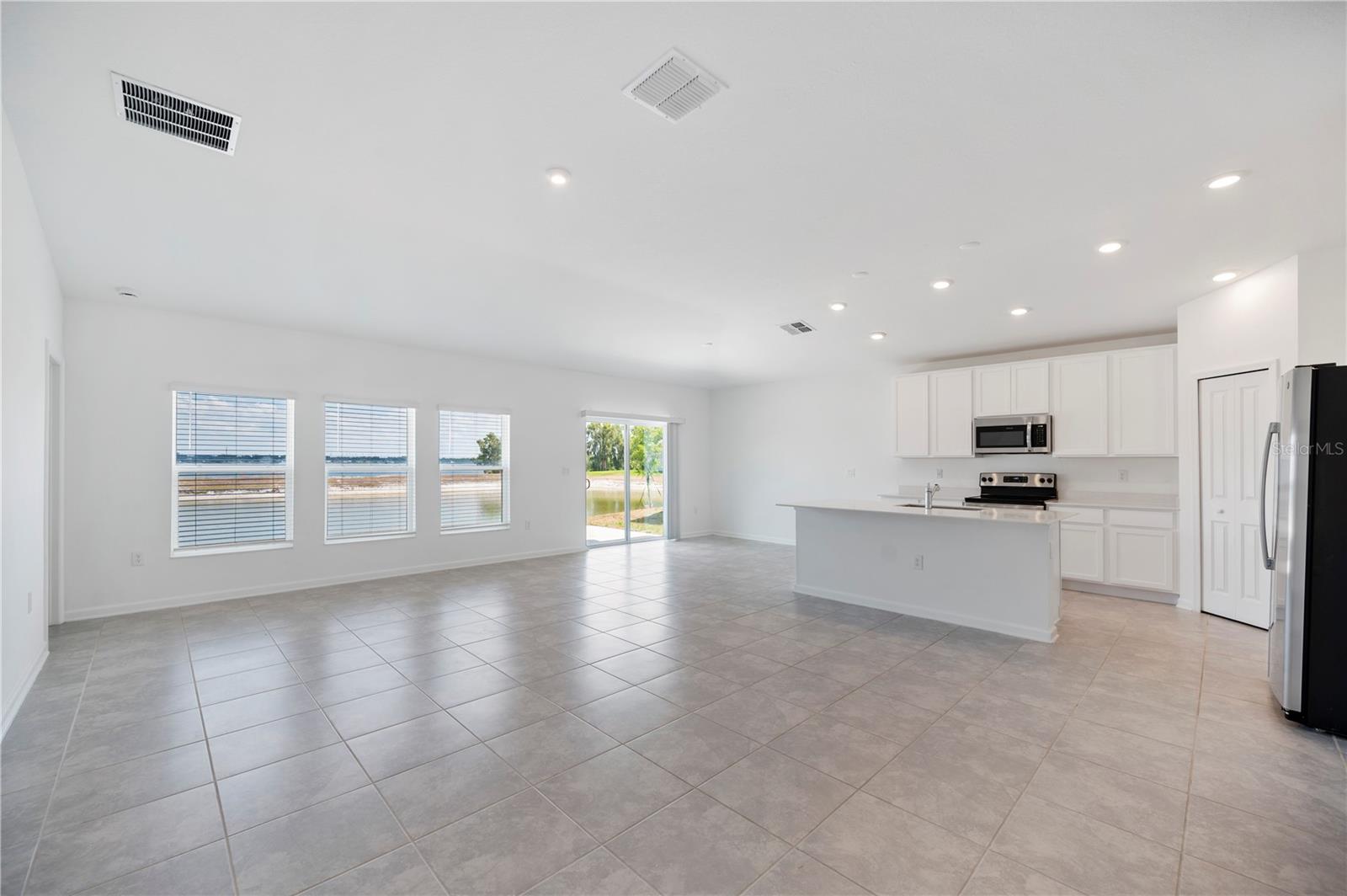 RANCHES/LK MCLEOD I - Residential