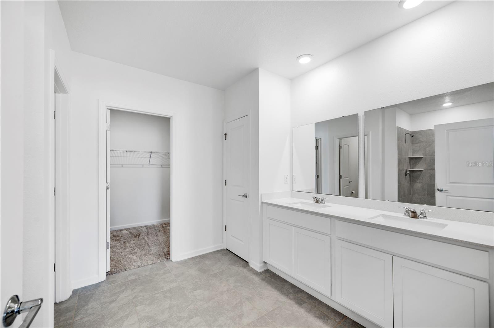 RANCHES/LK MCLEOD I - Residential