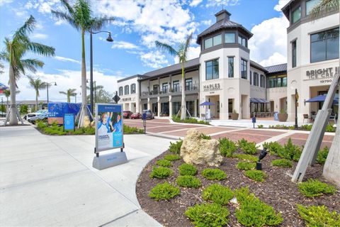 A home in NORTH PORT