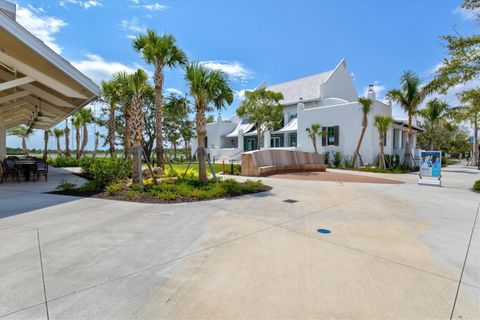 A home in NORTH PORT