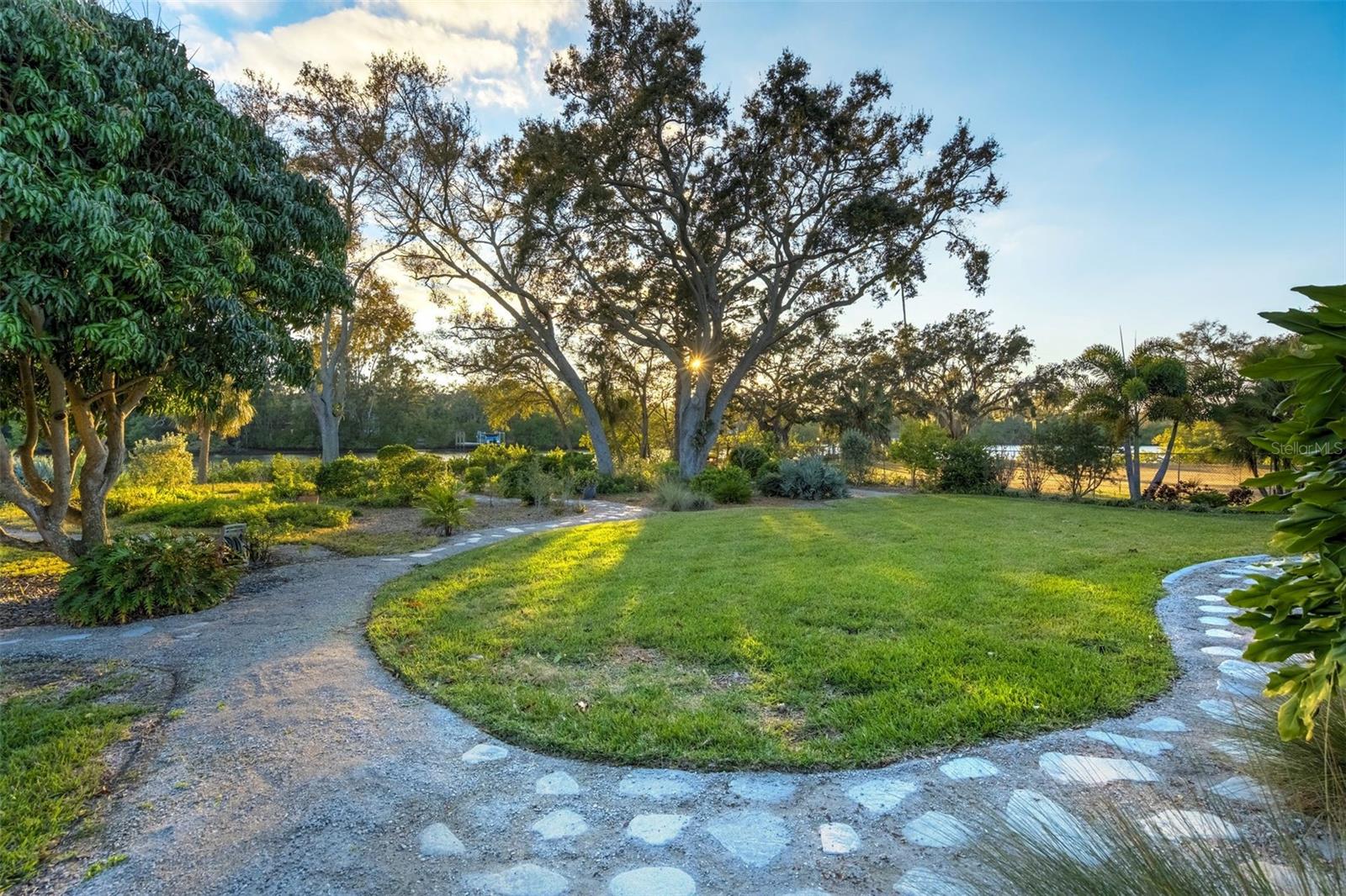 SUNSET POINT 1ST ADD - Residential