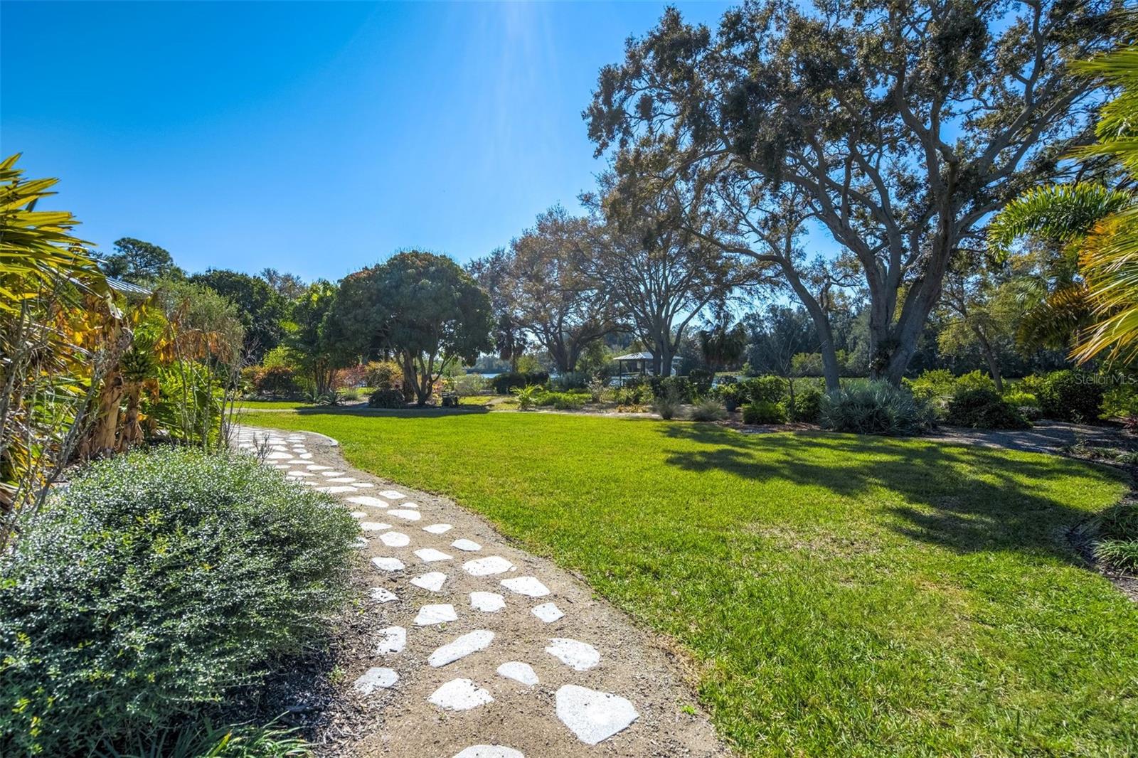 SUNSET POINT 1ST ADD - Residential