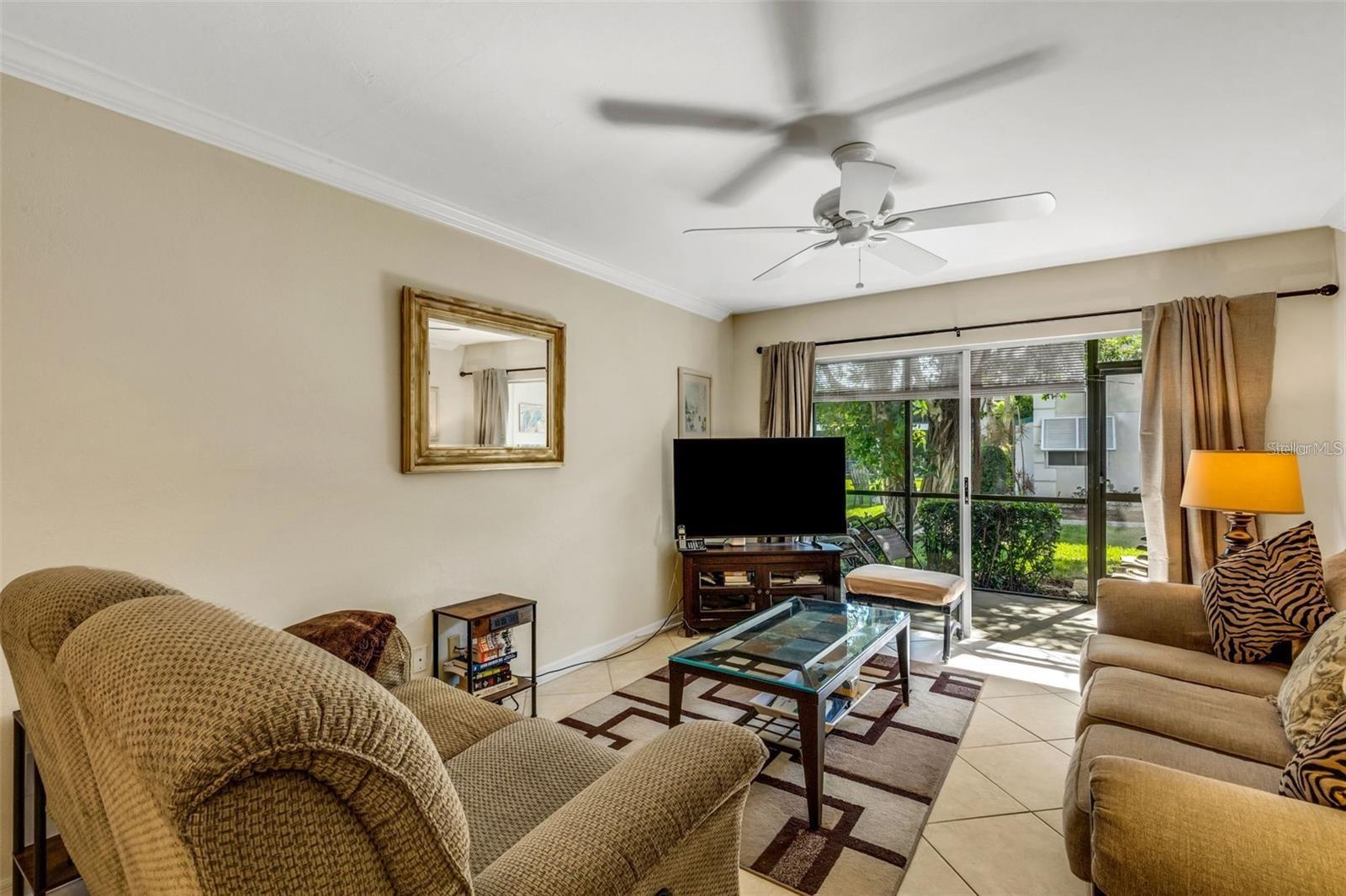 5661 MIDNIGHT PASS ROAD 401, SARASOTA, FL, 34242 4 5661 MIDNIGHT PASS ROAD 401