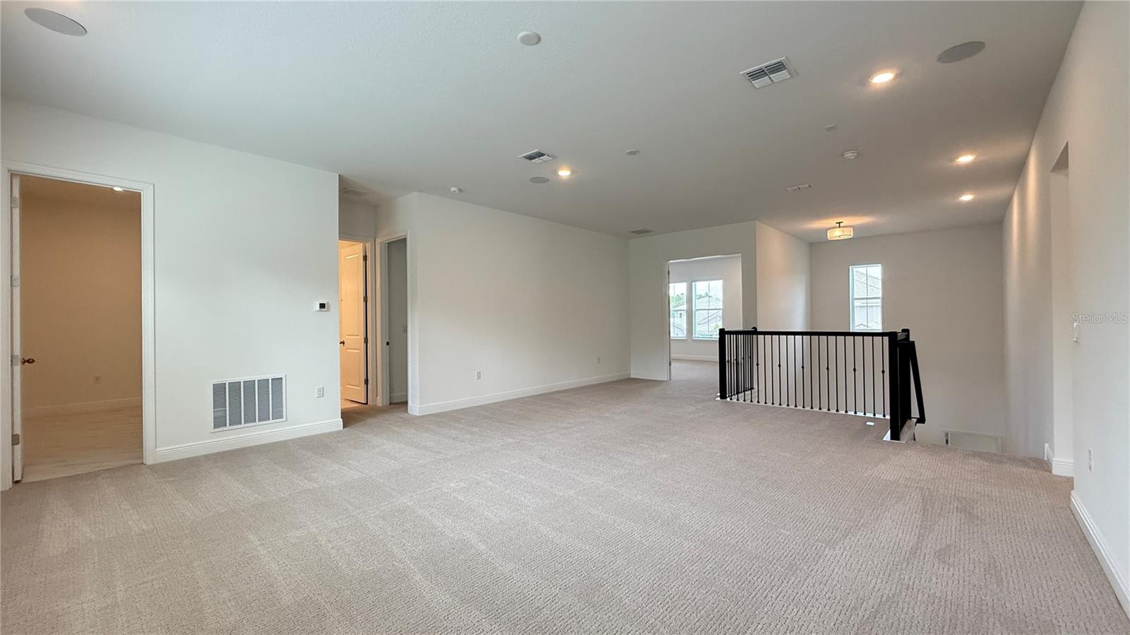 PALMS AT WINDERMERE - Residential Lease