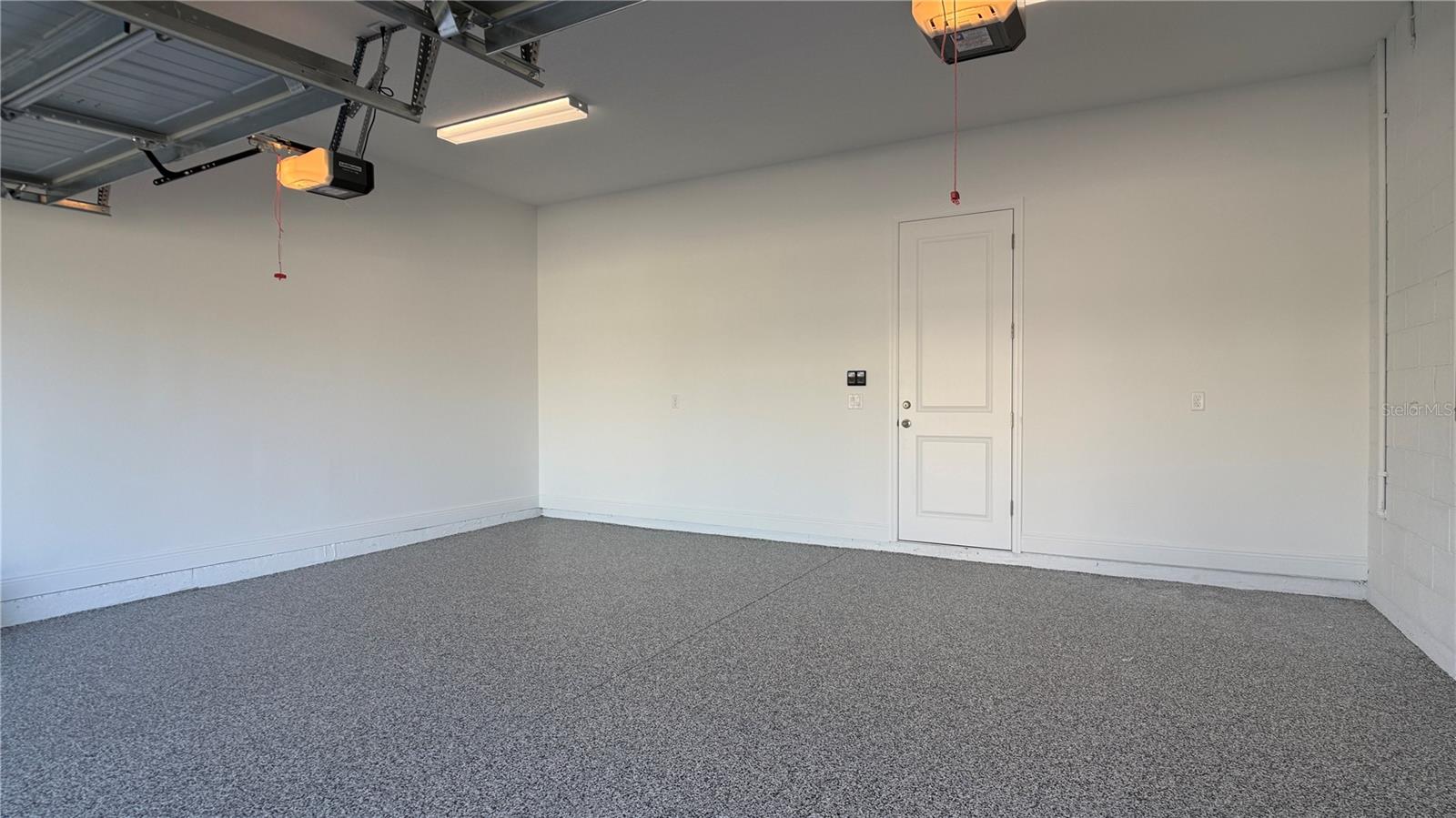 PALMS AT WINDERMERE - Residential Lease