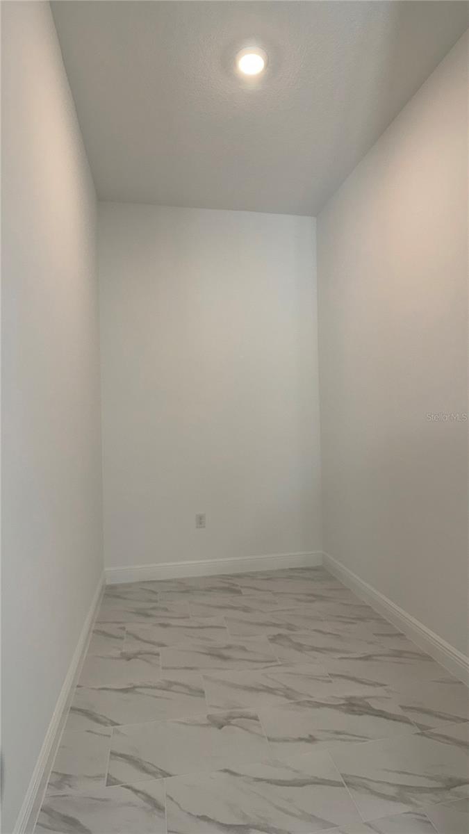 PALMS AT WINDERMERE - Residential Lease