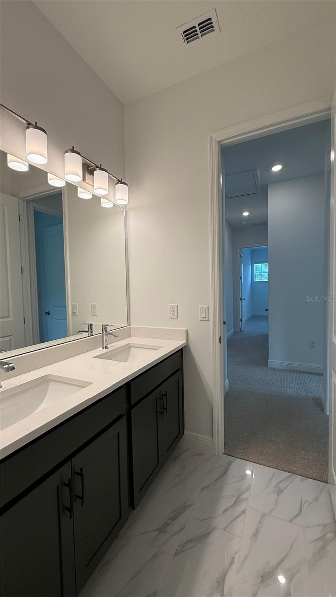 PALMS AT WINDERMERE - Residential Lease