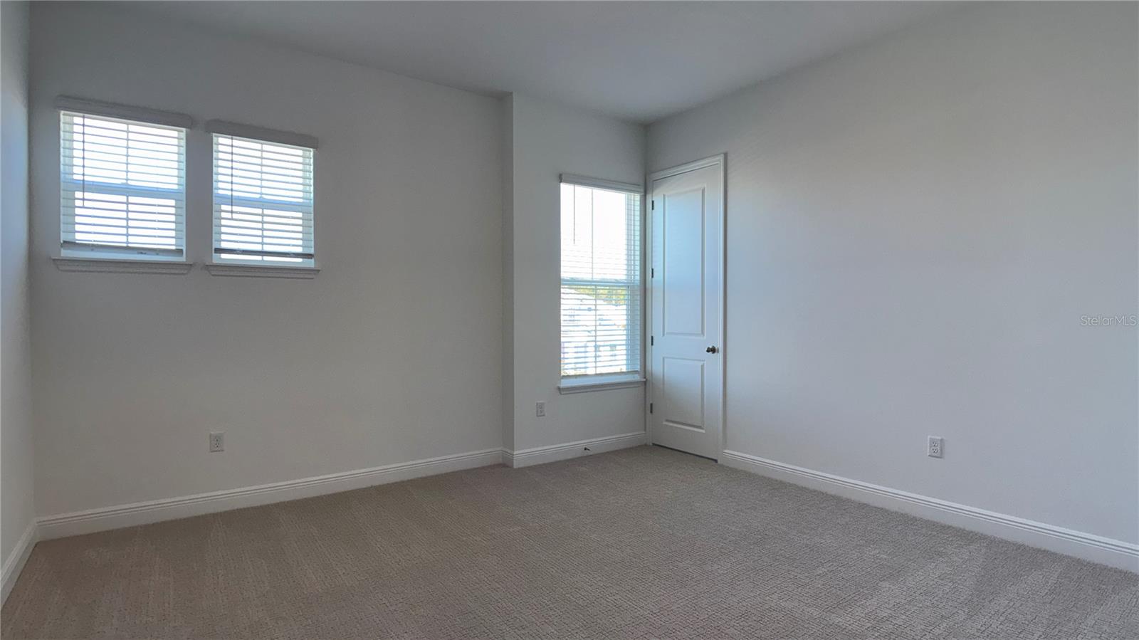 PALMS AT WINDERMERE - Residential Lease