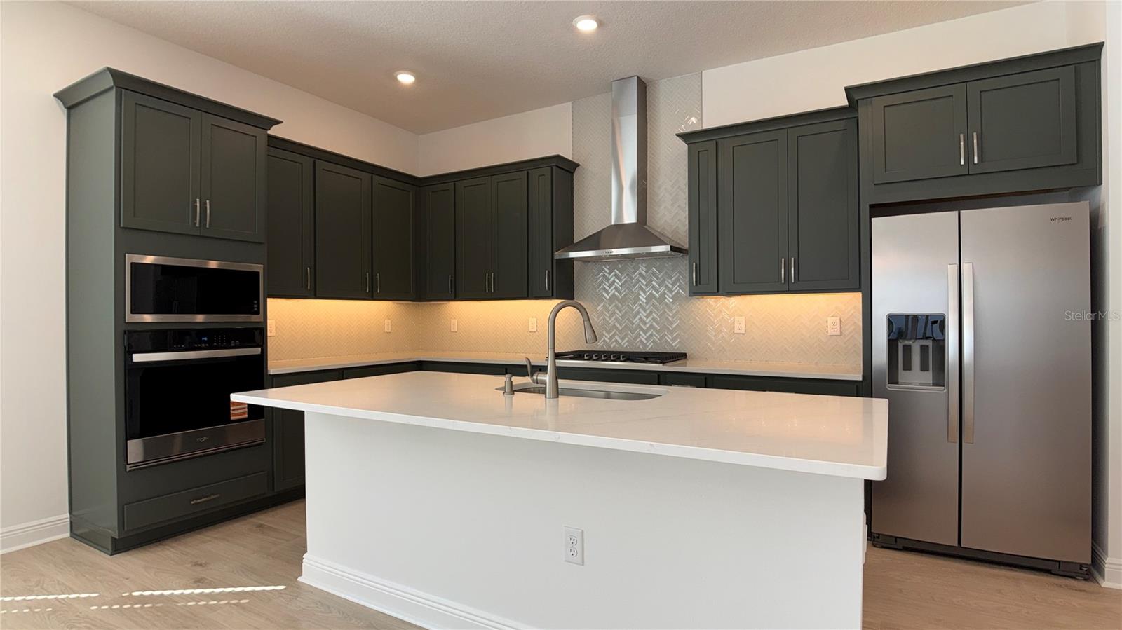 PALMS AT WINDERMERE - Residential Lease