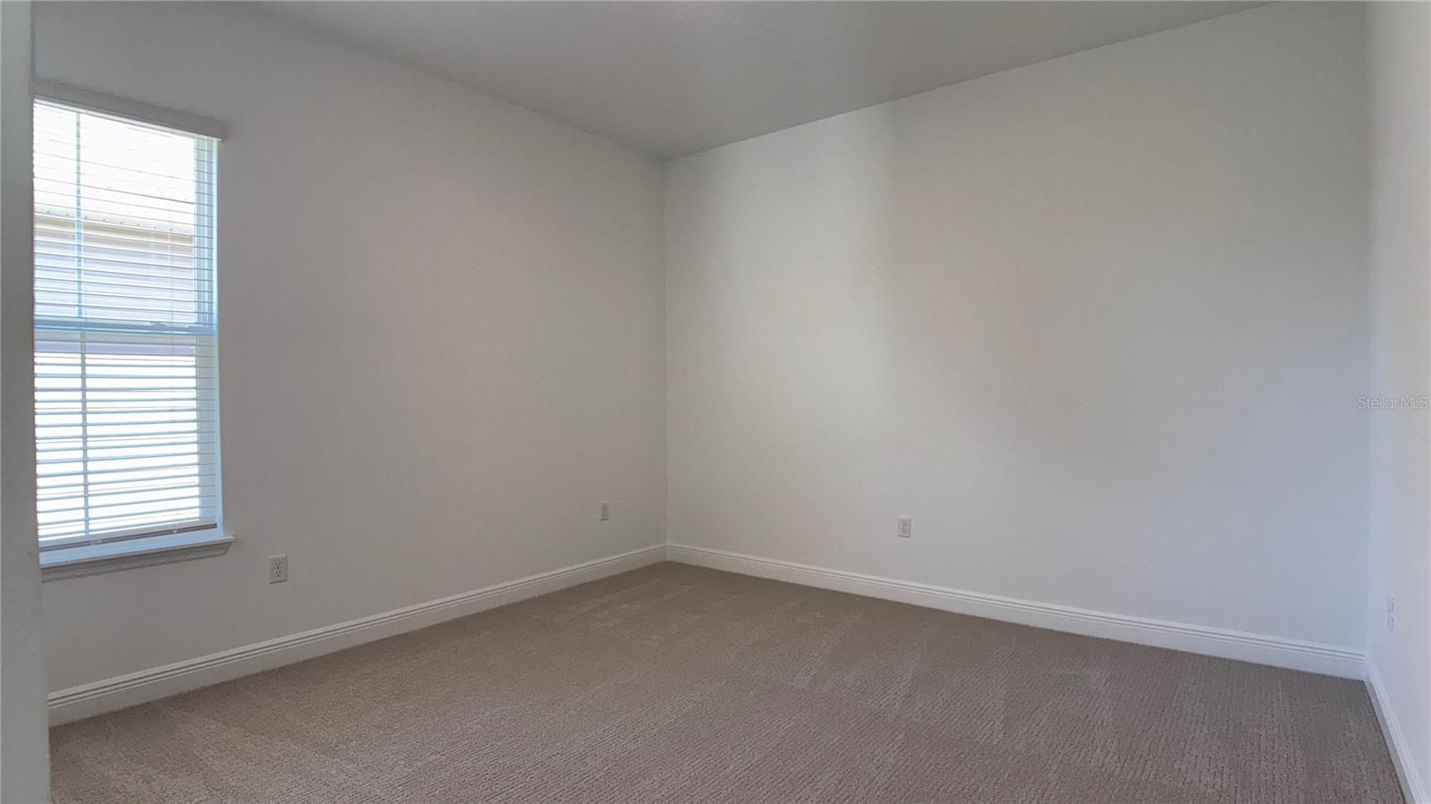 PALMS AT WINDERMERE - Residential Lease