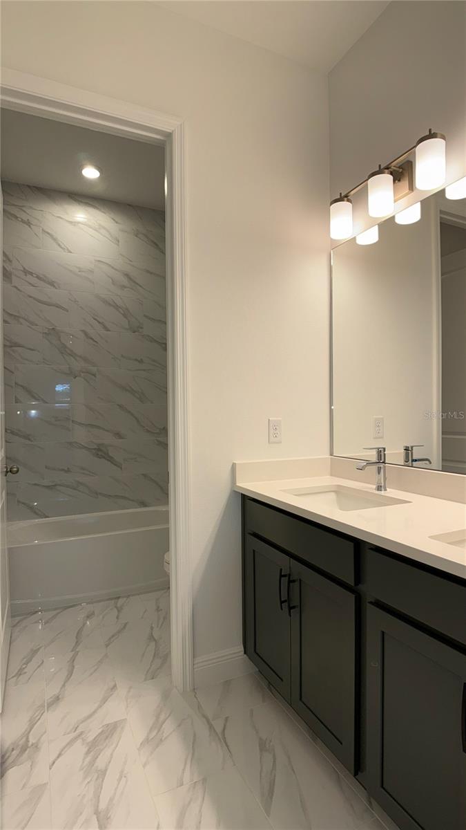 PALMS AT WINDERMERE - Residential Lease