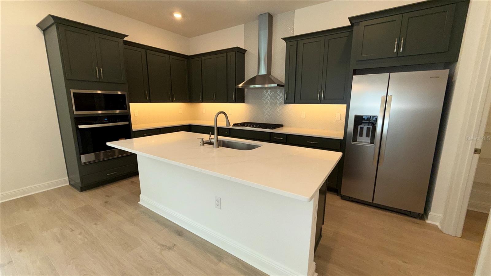 PALMS AT WINDERMERE - Residential Lease