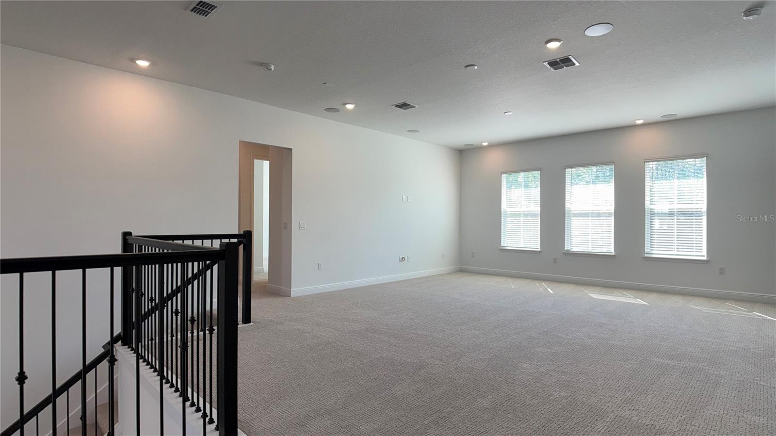 PALMS AT WINDERMERE - Residential Lease