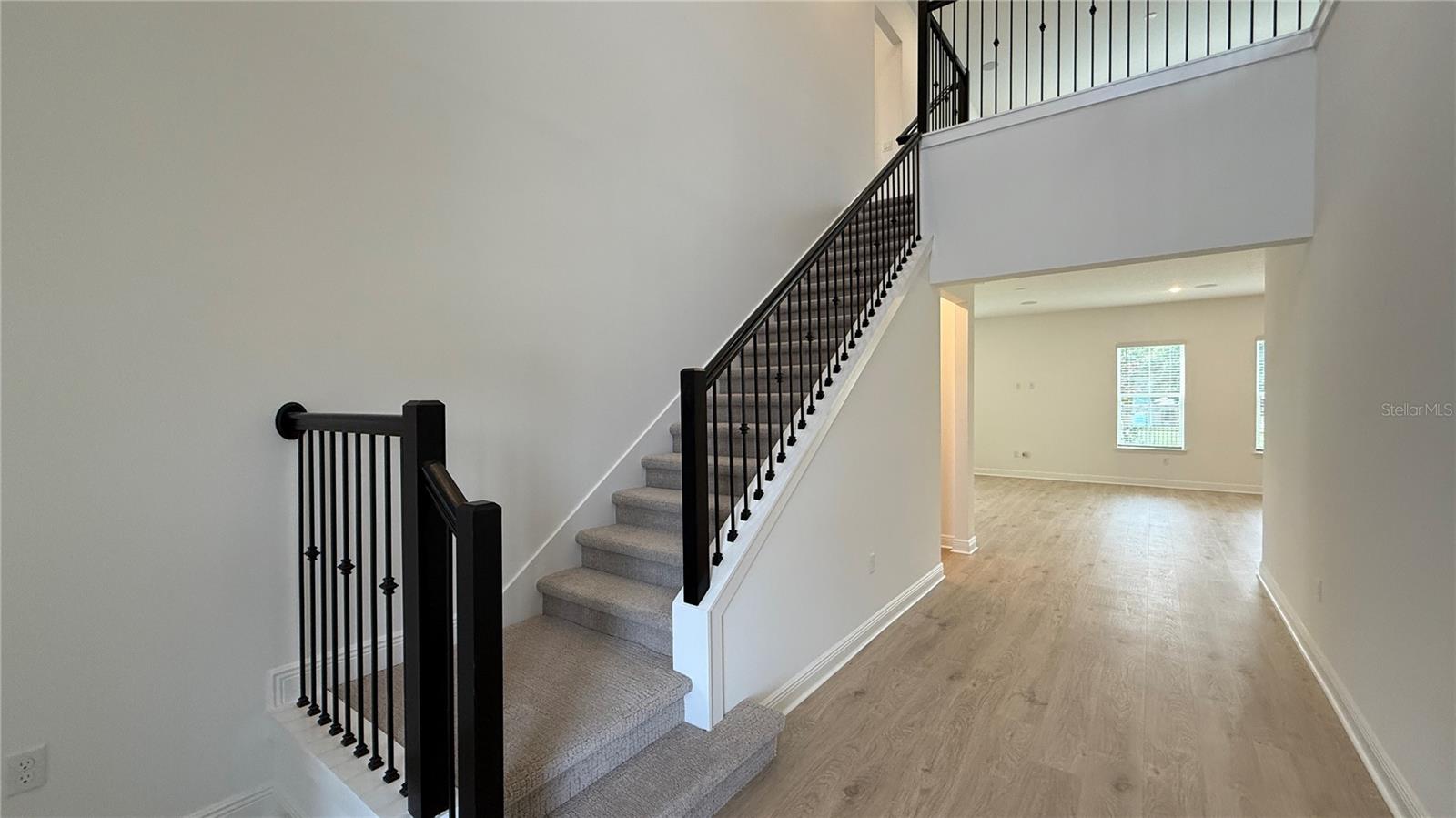 PALMS AT WINDERMERE - Residential Lease