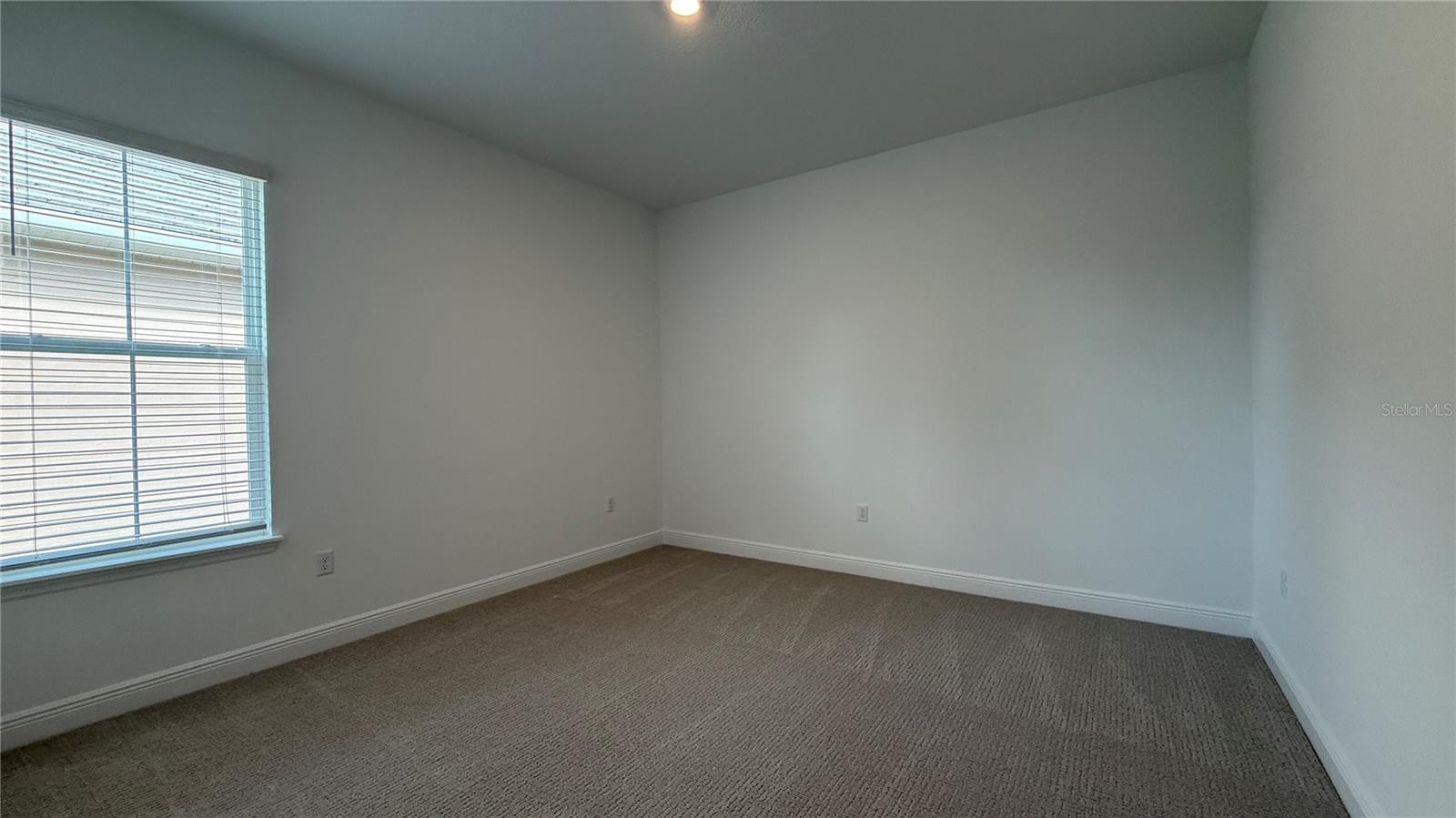 PALMS AT WINDERMERE - Residential Lease