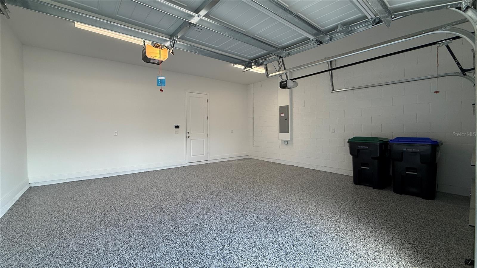 PALMS AT WINDERMERE - Residential Lease