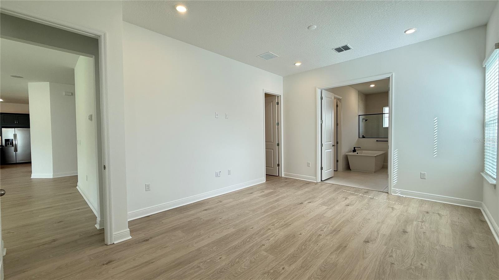 PALMS AT WINDERMERE - Residential Lease