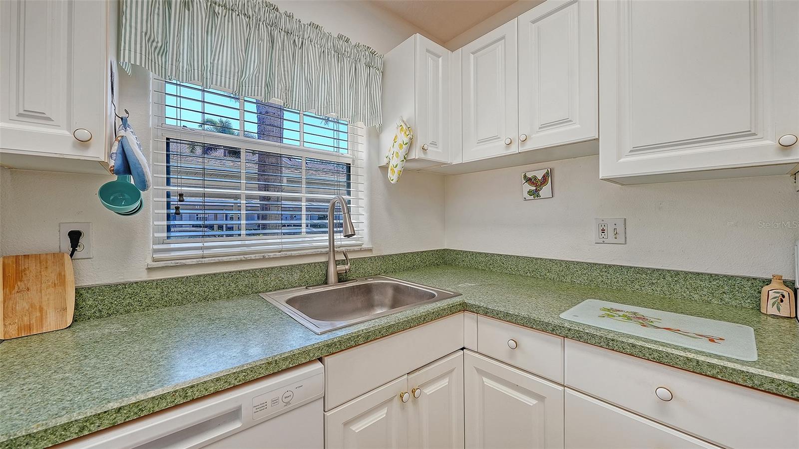 PINESTONE AT PALMER RANCH - Residential