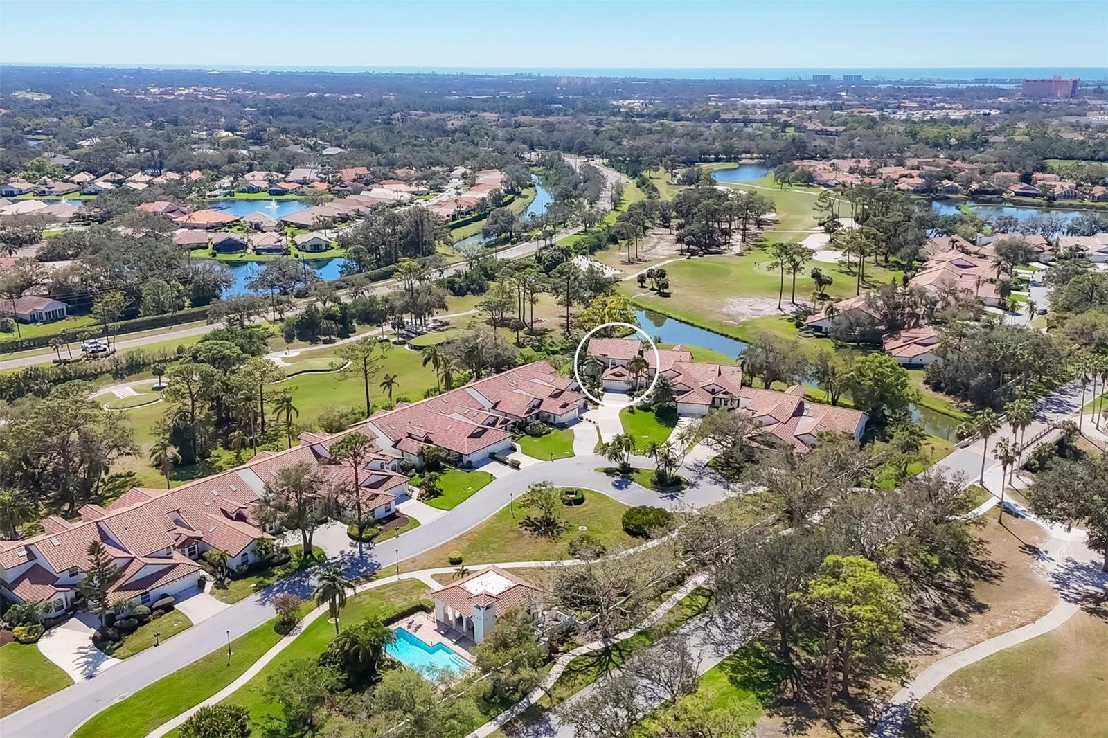 VILLA PALMERAS / PRESTANCIA - Residential