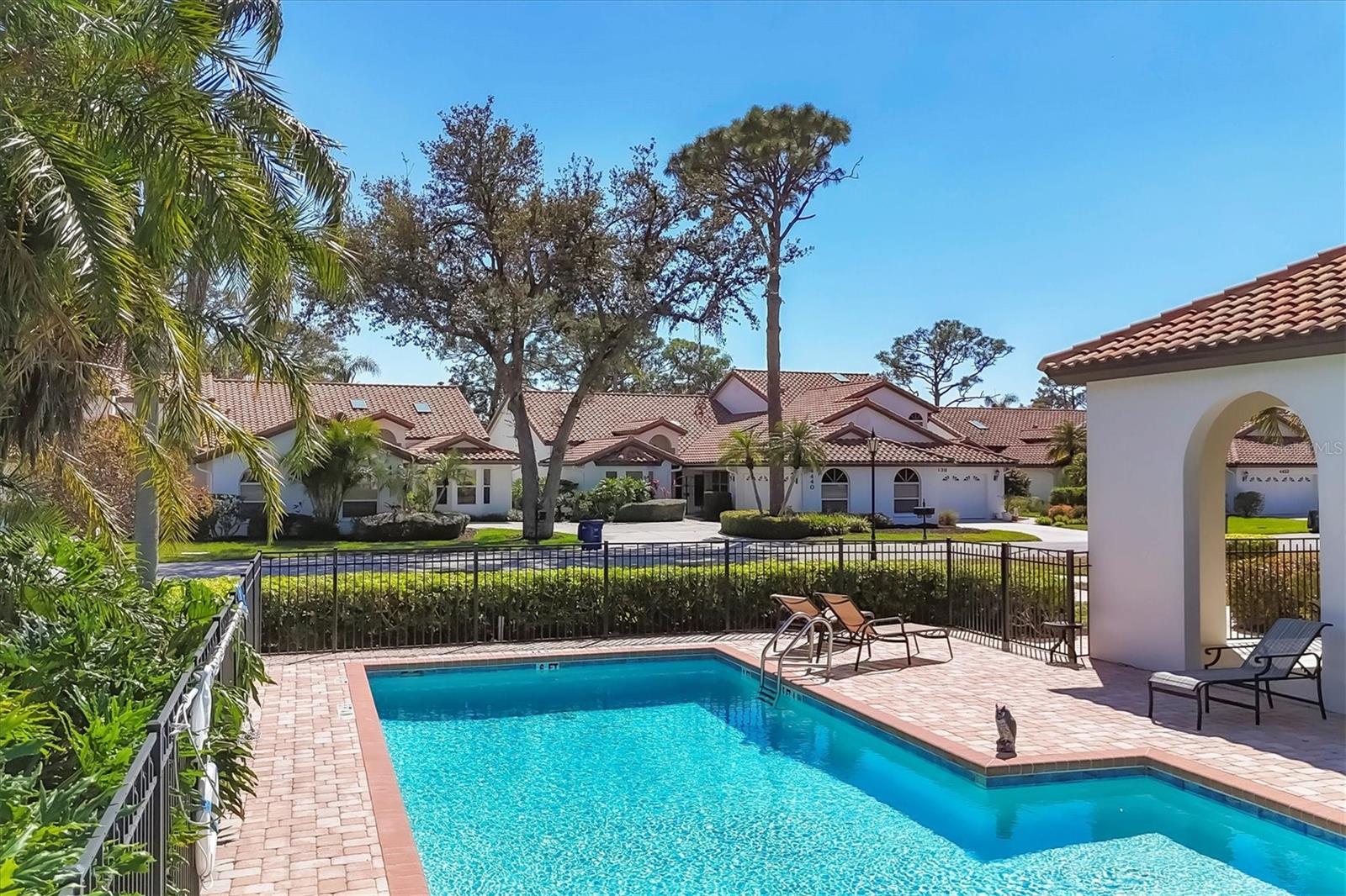 VILLA PALMERAS / PRESTANCIA - Residential