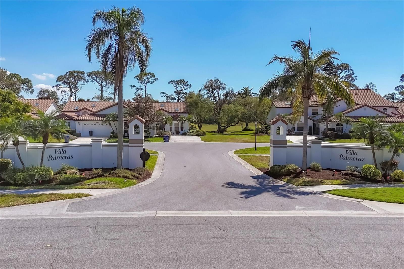 VILLA PALMERAS / PRESTANCIA - Residential