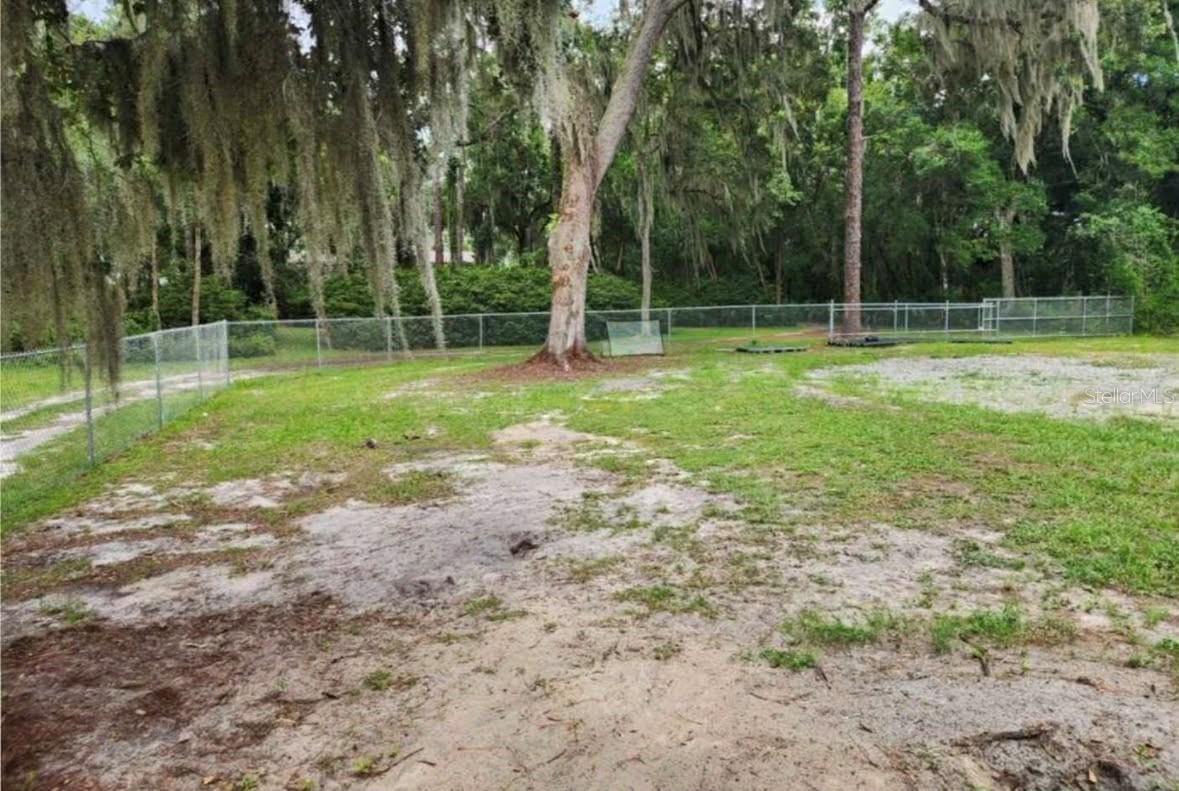 1388 VINTAGE WOODS POINT