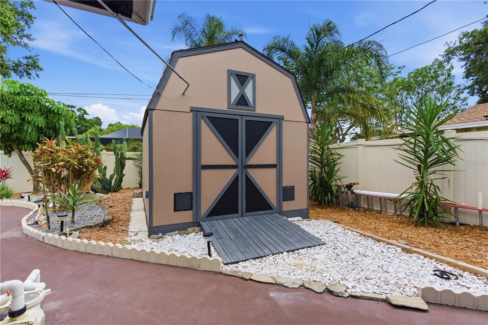 DUNEDIN ISLES ESTATES - Residential