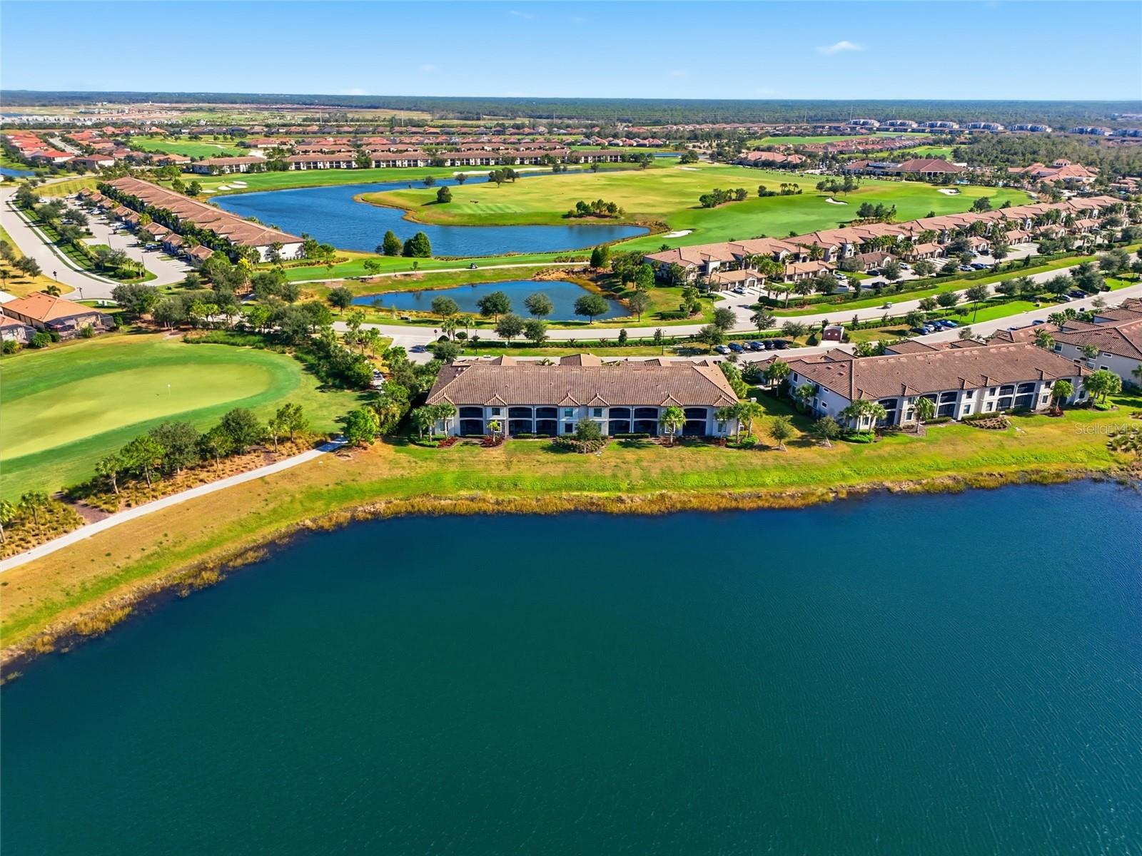 VERANDA III AT LAKEWOOD NATIONAL PH IV - Residential