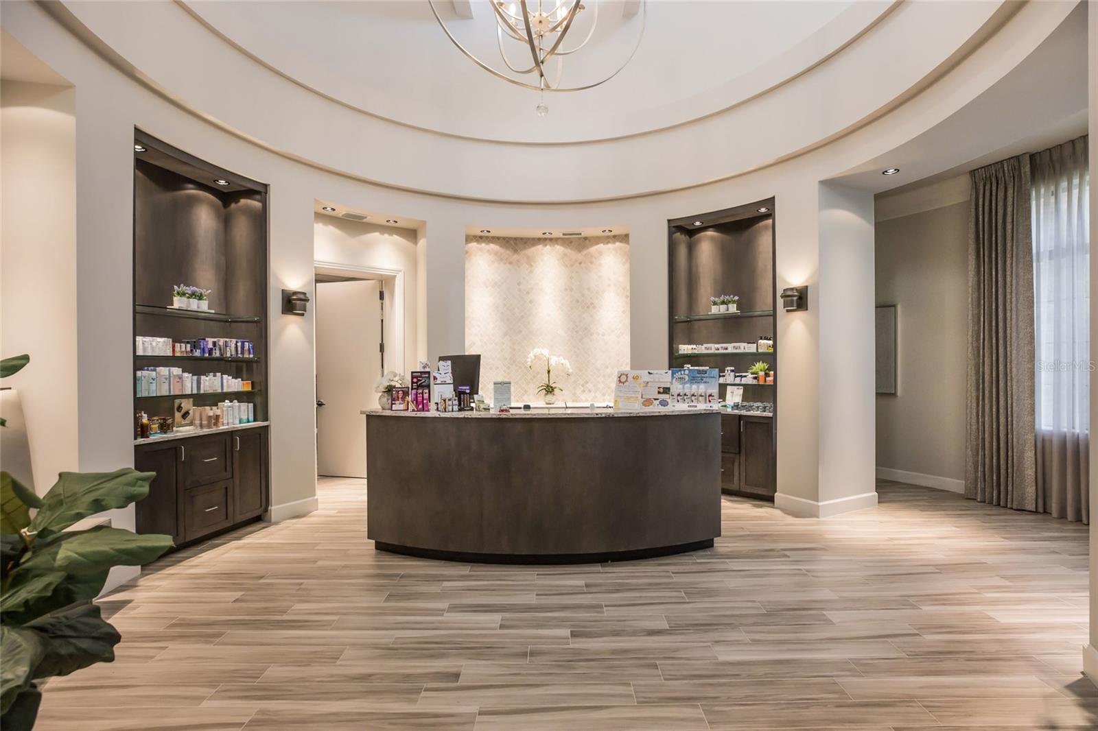 VERANDA III AT LAKEWOOD NATIONAL PH IV - Residential