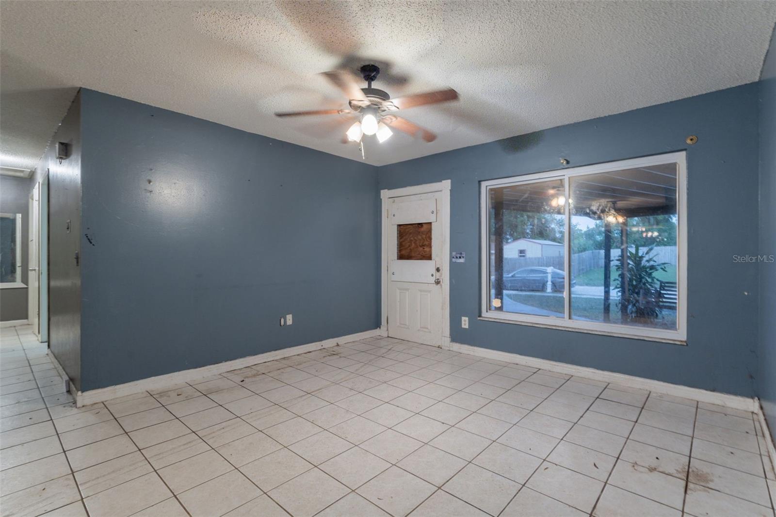 520 DONNA DRIVE