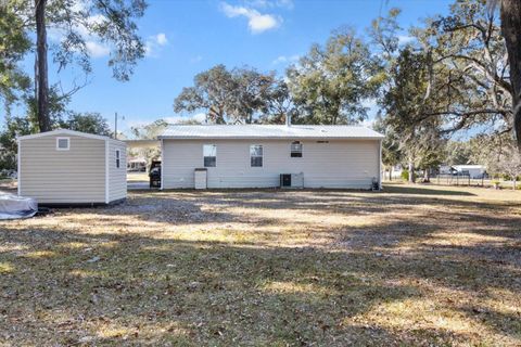 A home in FLORAL CITY