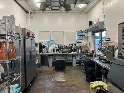 Tiny photo for 920 N Pine Avenue, Ocala, FL 34475 (MLS # OM698093)